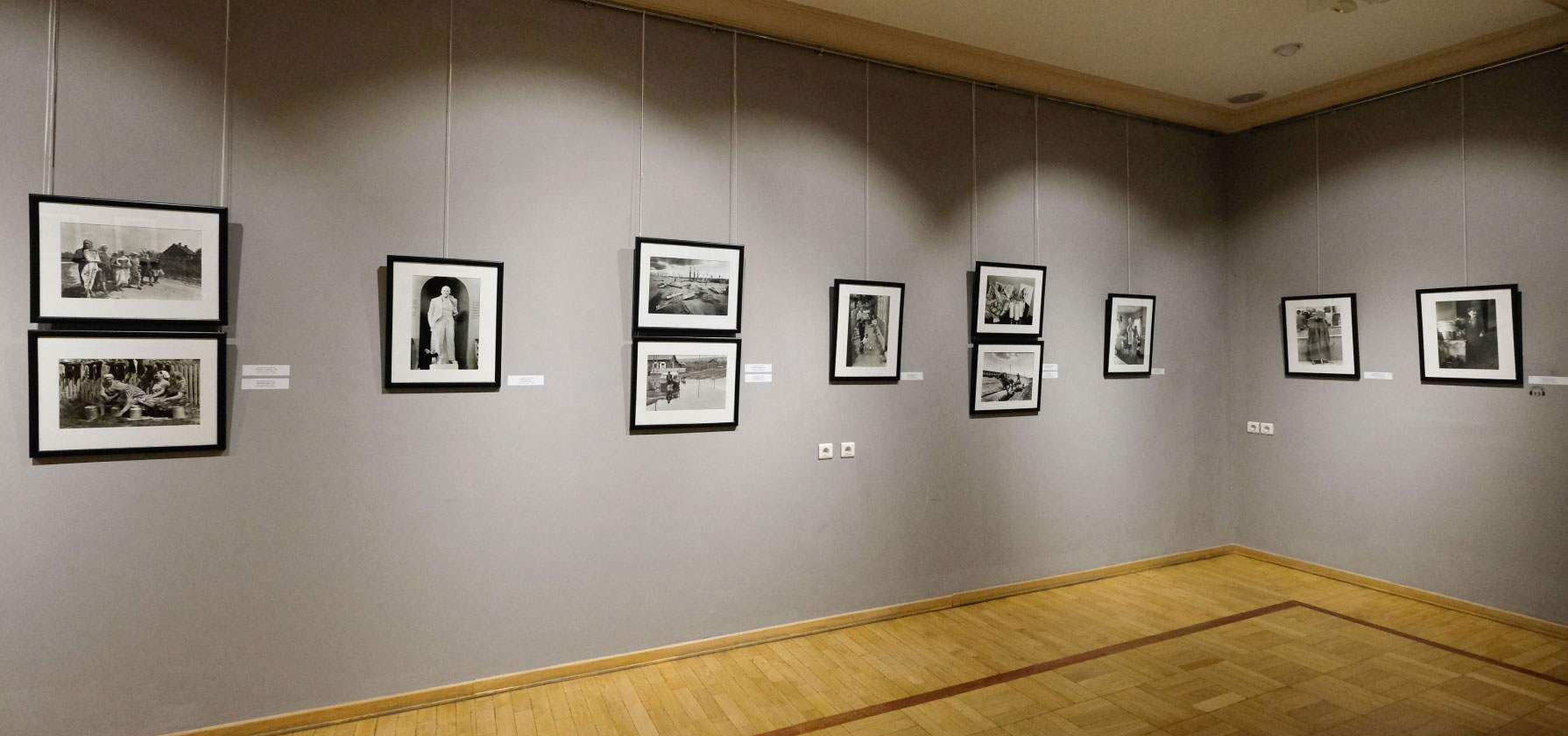 ВЫСТАВКА «УЛИЦЫ ЛАГРАНЖА» ИЗ КОЛЛЕКЦИИ ФОНДА STILL ART И ГАЛЕРЕИ ЛЮМЬЕР В НАЦИОНАЛЬНОЙ ХУДОЖЕСТВЕННОЙ ГАЛЕРЕЕ «ХАЗИНЭ» ГМИИ РТ В КАЗАНСКОМ КРЕМЛЕ